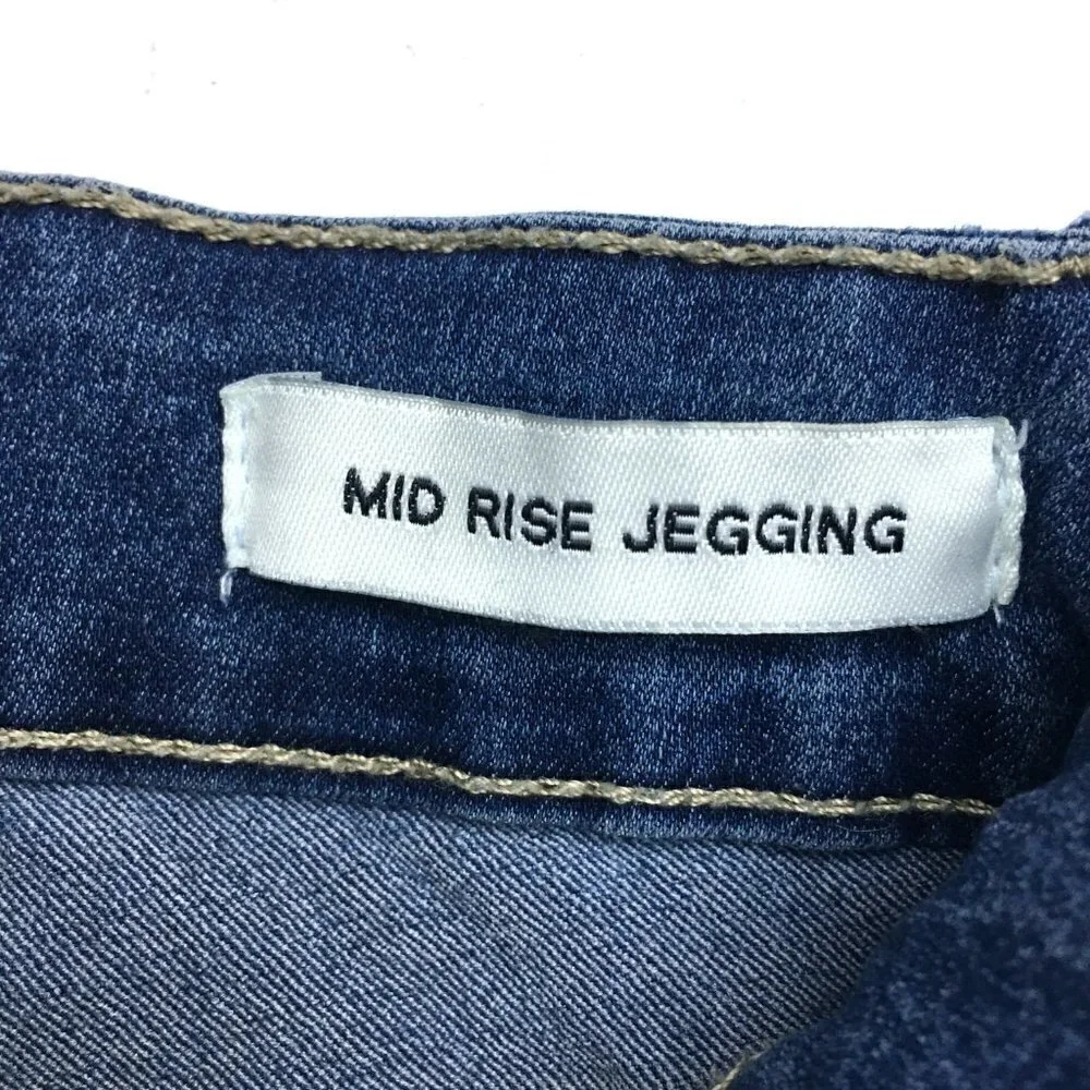 Cotton On Women's Jeans Mid Rise Jegging Stretchy size 0 length 28